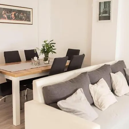 With Parking Space - 24457 Korčula