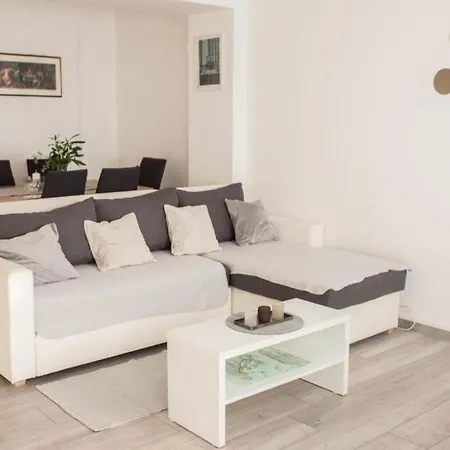 With Parking Space - 24457 דירה קורצולה